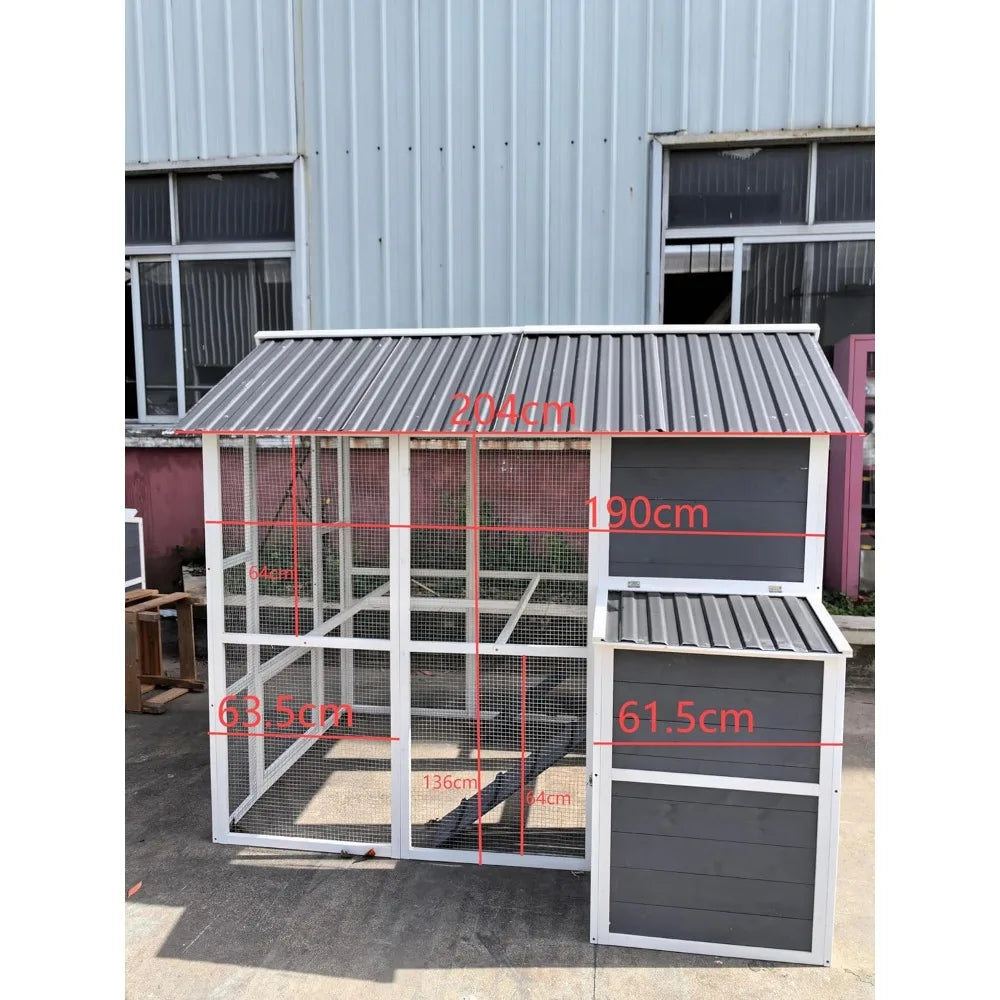 Farm Animals Chicken Coop For 10 Chickens With Nest Boxes